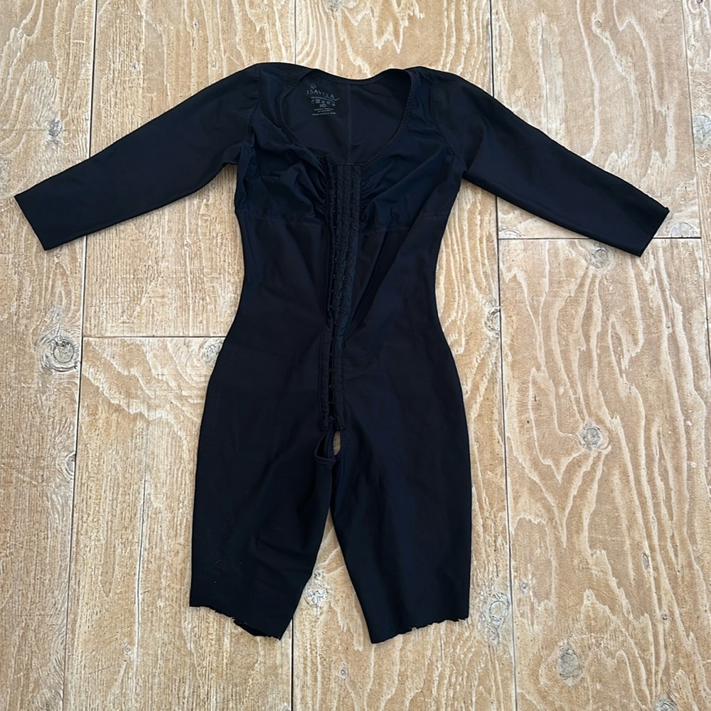 Isavela post surgical compression suit medium